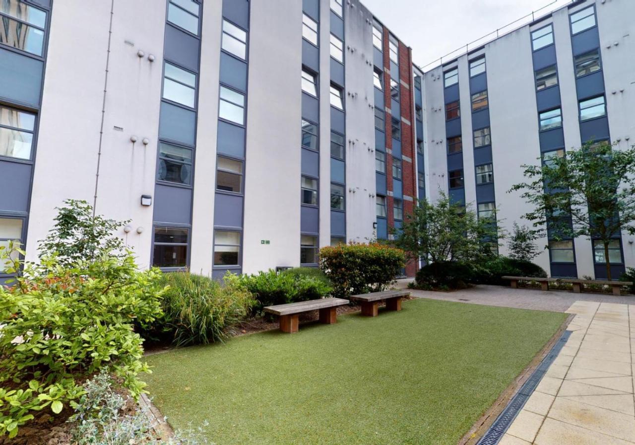 Private Bedrooms With Shared Kitchen And Studios At Iq Tufnell House In 伦敦 外观 照片